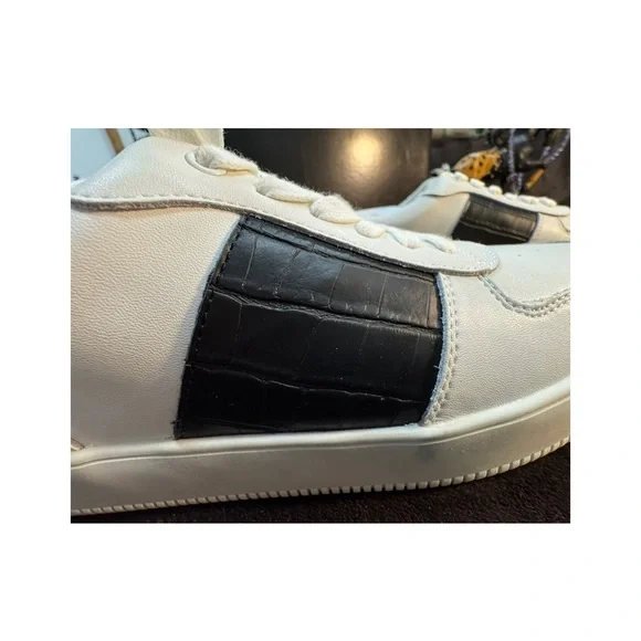 Aqua Croc embossed Leather platform sneakers 9.5 - Picture 3 of 10